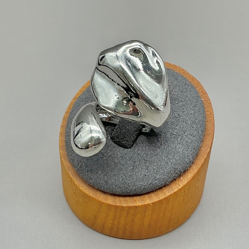 Abstract Sculptural Statement Ring Women Silver Tone Chunky Asymmetrical Modern